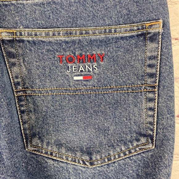Vintage Men's Tommy Hilfiger Straight Blue Jeans Size: 34 x 32 - Picture 7 of 12